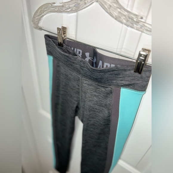 Under Armor leggings, teal/grey. Small - Picture 3 of 5